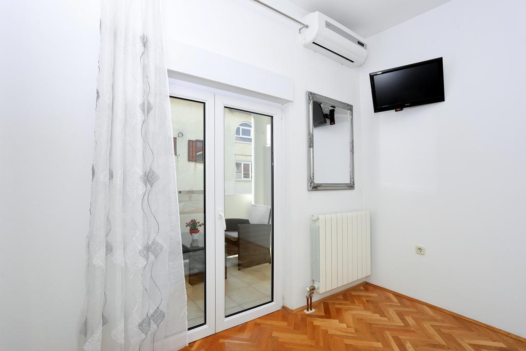 Apartments Maruna Self Check-In Zára Szoba fotó