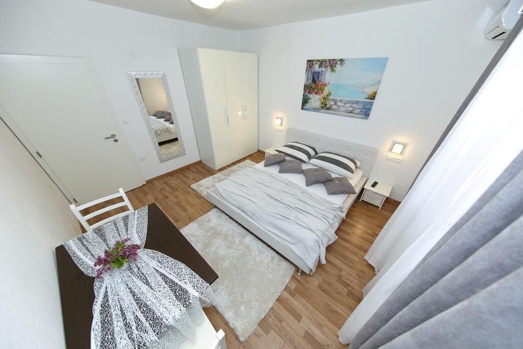 Apartments Maruna Self Check-In Zára Kültér fotó
